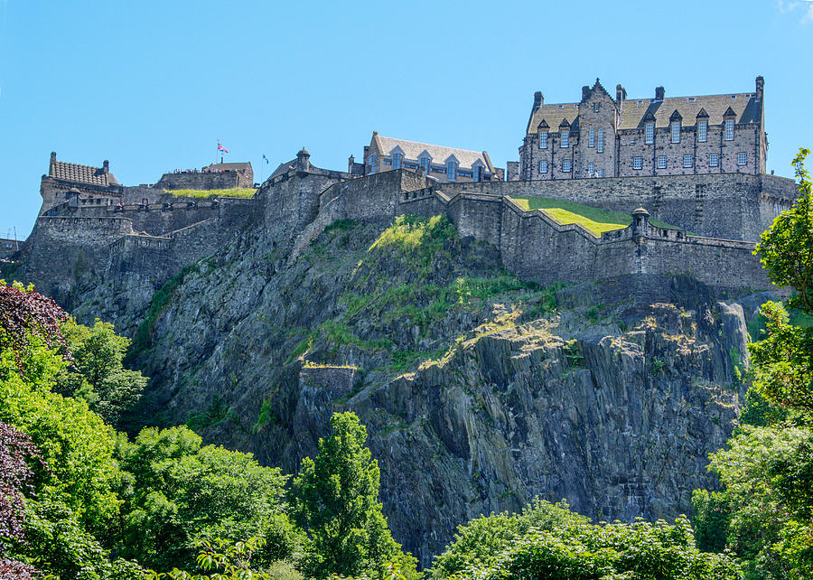 Edinburgh Castle Photograph by Alan Toepfer