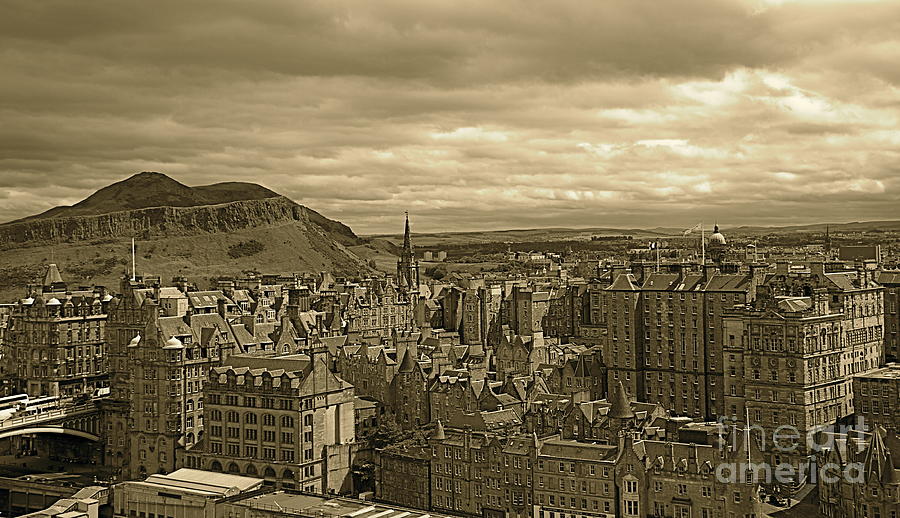 City Photograph - Edinburgh by Louise Fahy