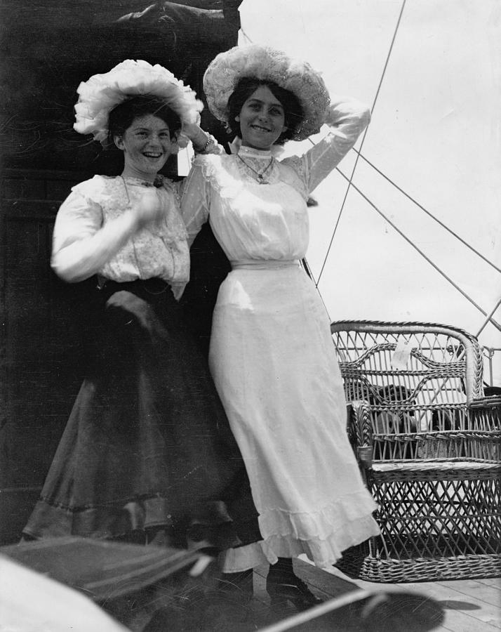 Edwardian Girls Old Photograph Photograph by Duncan1890