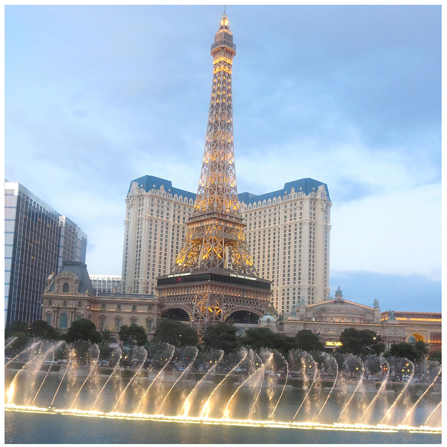 EFFEL Tower Replica Las VEGAS Photograph by Navin Joshi - Fine Art America