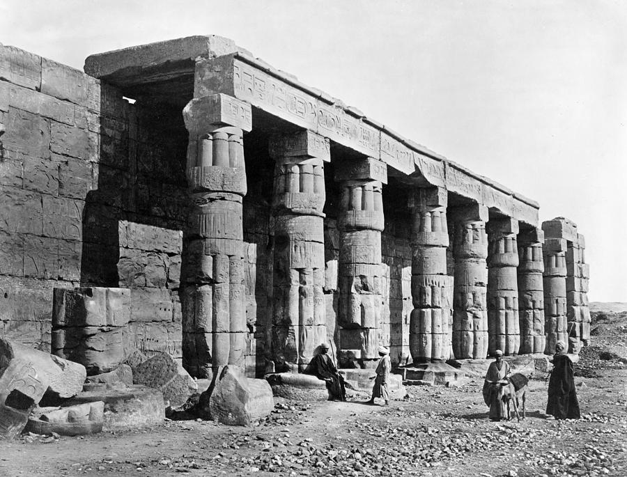 Egypt Temple At Thebes Photograph by Granger