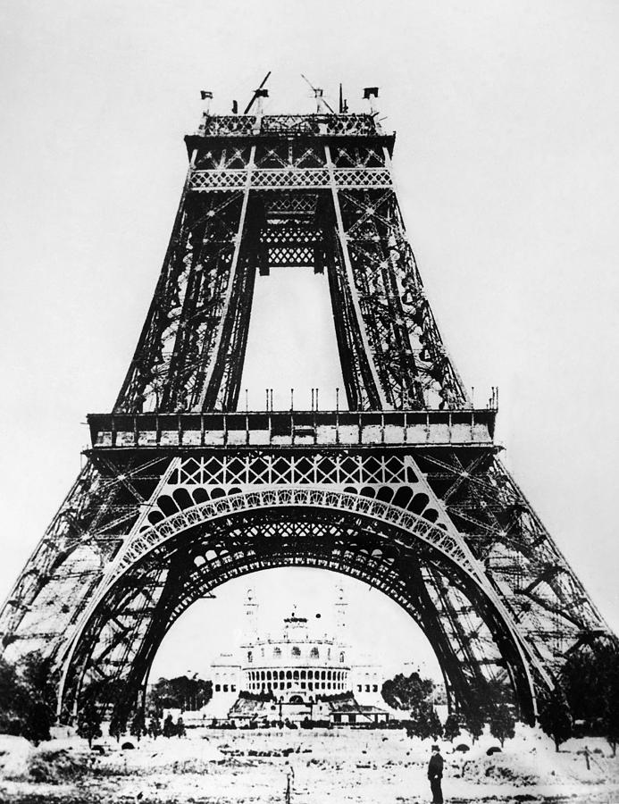 Eiffel Tower Construction Photograph by Granger