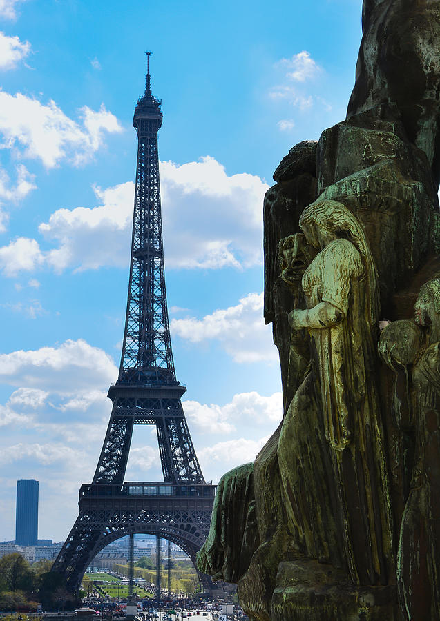 Eiffel Tower from Palais de Chaillot Photograph by Veli Bariskan