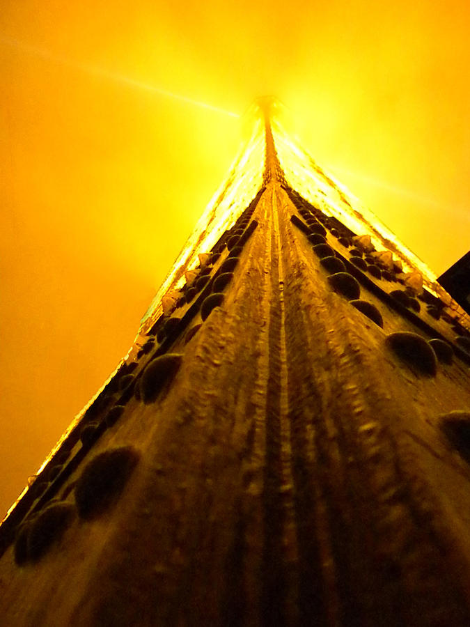 Eiffel Tower in the fog by Jim Barbour Eiffel Tower in the fog by Jim Barbour