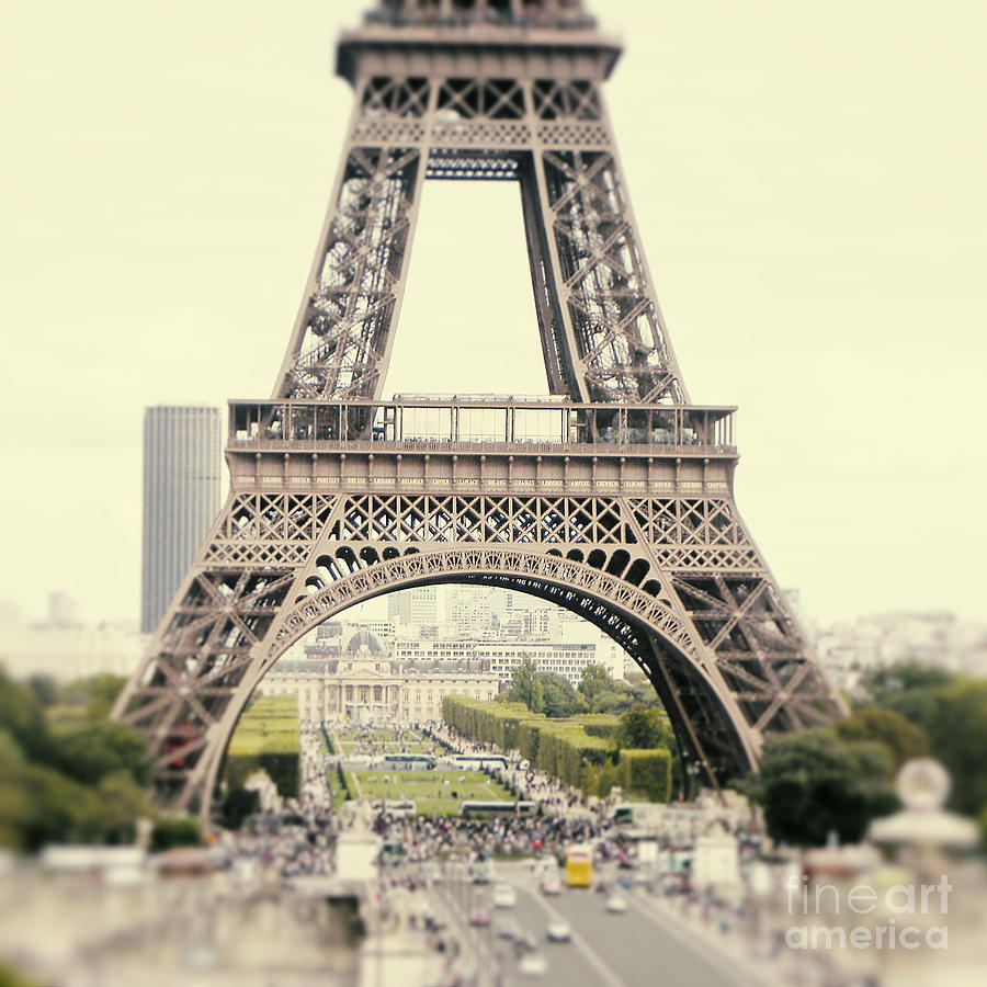 Eiffel Tower Photograph by Ivy Ho