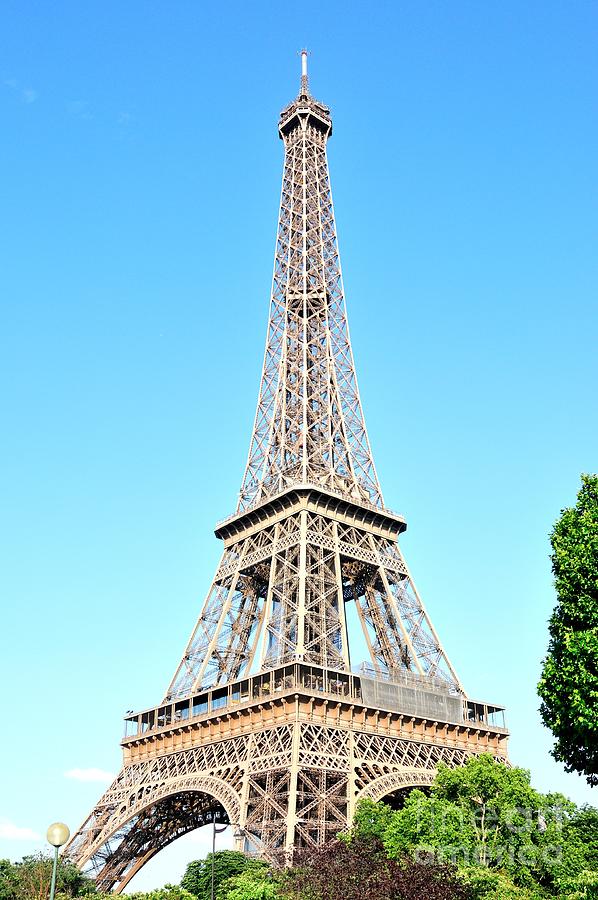 Eiffel Tower Photograph by Joe Ng