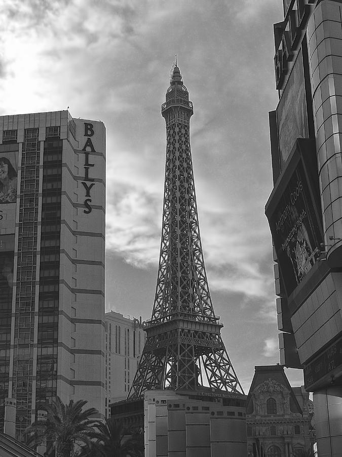 Eiffel Tower Las Vegas Style Photograph by Cathy Anderson