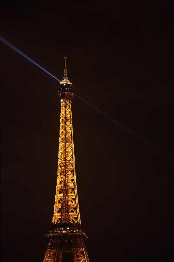Eiffel Tower - Paris France - 011333 Photograph by DC Photographer