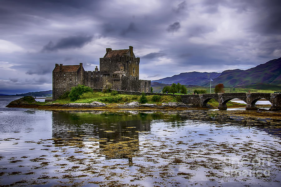 Eilean Donan Castle 5 Photograph by Chris Thaxter