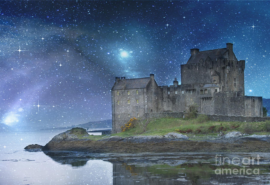 Eilean Donan Castle Photograph by Juli Scalzi