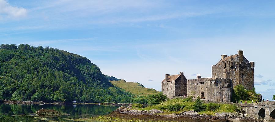 Eilean Donan Castle Photograph by Kevin Hubbard - Fine Art America