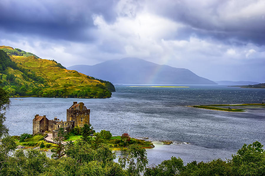 Eilean Donan Loch Duich Photograph by Chris Thaxter
