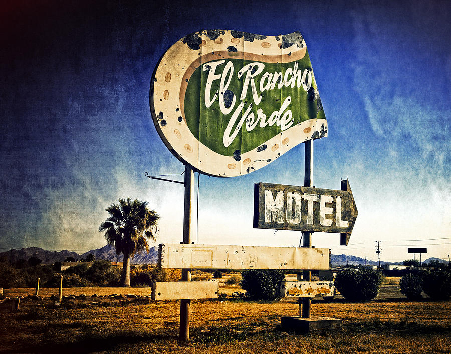 El Rancho Verde Motel Photograph by Sandra Selle Rodriguez