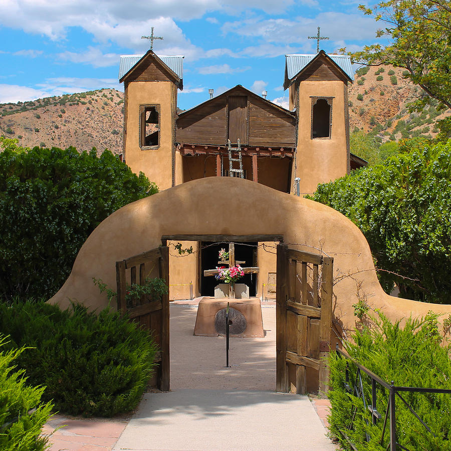 El Santuario de Chimayo Photograph by Linda Fillion - Pixels