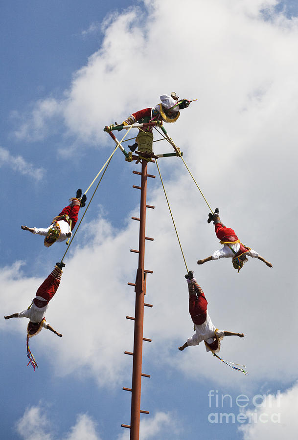 El Tajin Sky Dancers From Veracruz Photograph by Craig Lovell