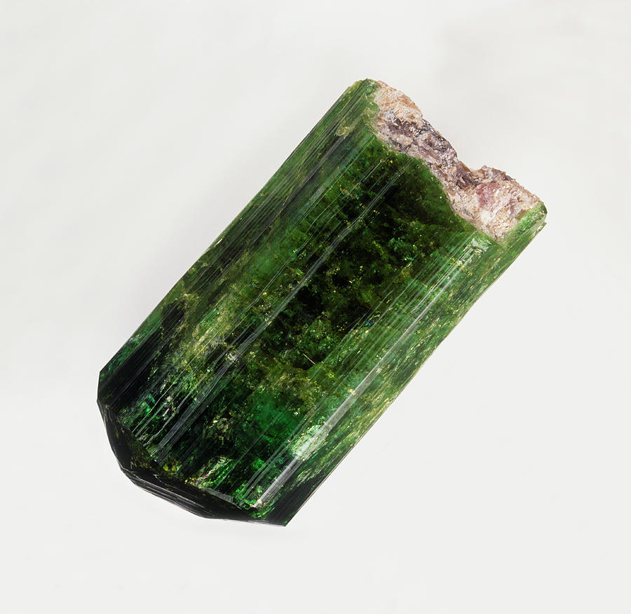 Elbaite Mineral (tourmaline) Photograph by Dorling Kindersley/uig