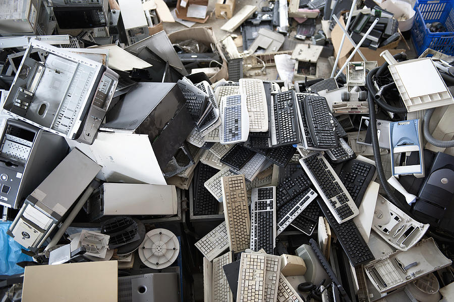 Electronics Recycling Photograph by Baranozdemir