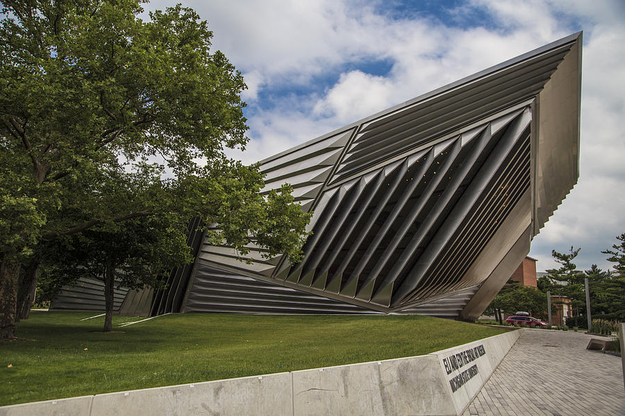 Eli and Edythe Broad Art Museum  Photograph by John McGraw