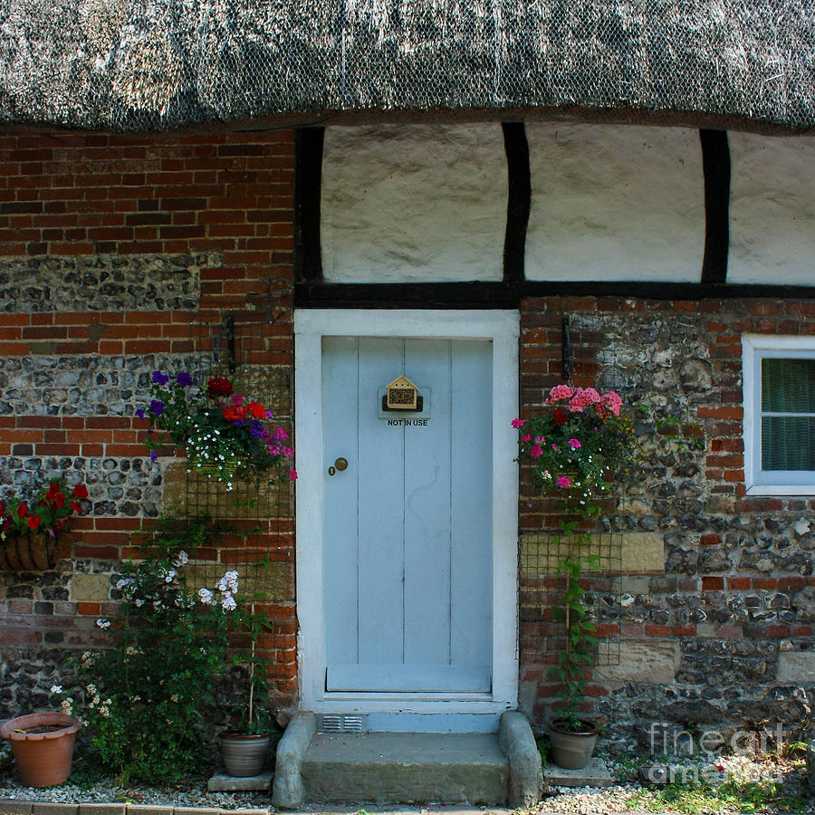 Architecture Photograph - Elm Cottage Front Door Nether Wallop by Terri Waters