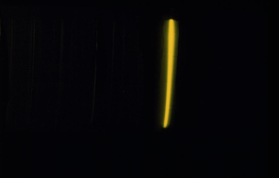 Emission Spectrum Of Sodium Photograph by Physics Dept., Imperial College/science Photo Library