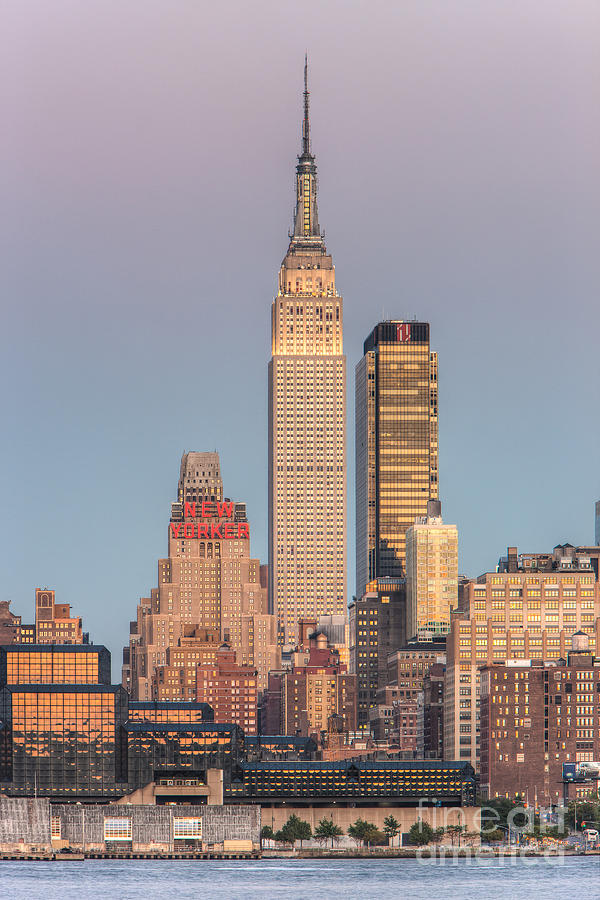Empire State Building I Photograph by Clarence Holmes