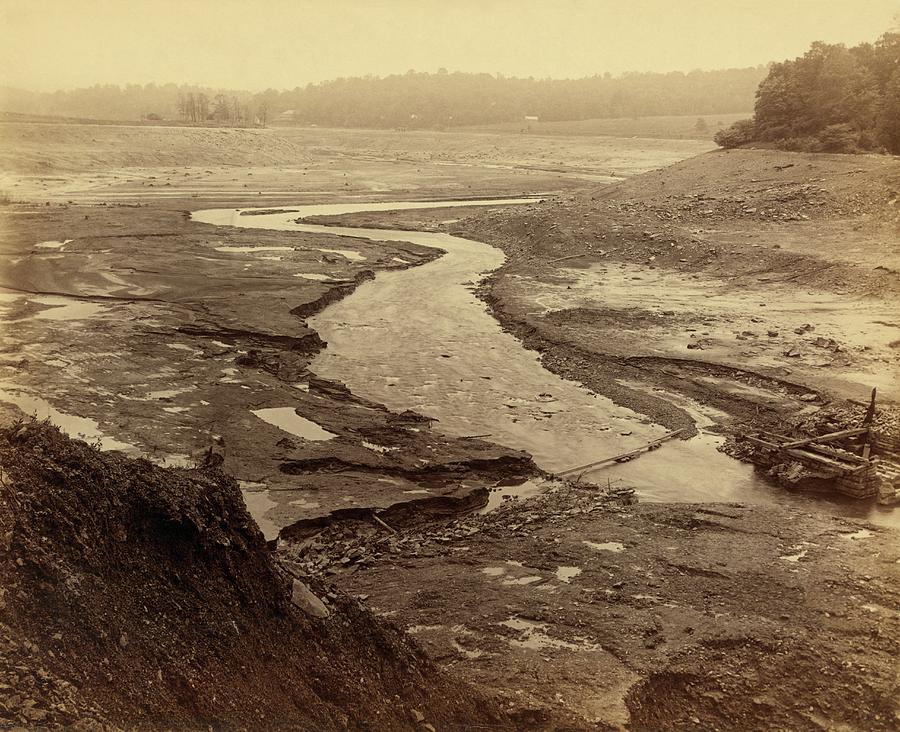 Empty Reservoir After Johnstown Flood Photograph by Library Of Congress/science Photo Library