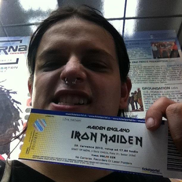 En Un Rato Voy A Ir A Ver A Iron Maiden Photograph by Jorgen Gonzalez