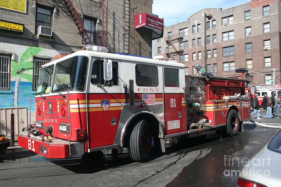 Engine Co 81 FDNY Photograph by Steven Spak