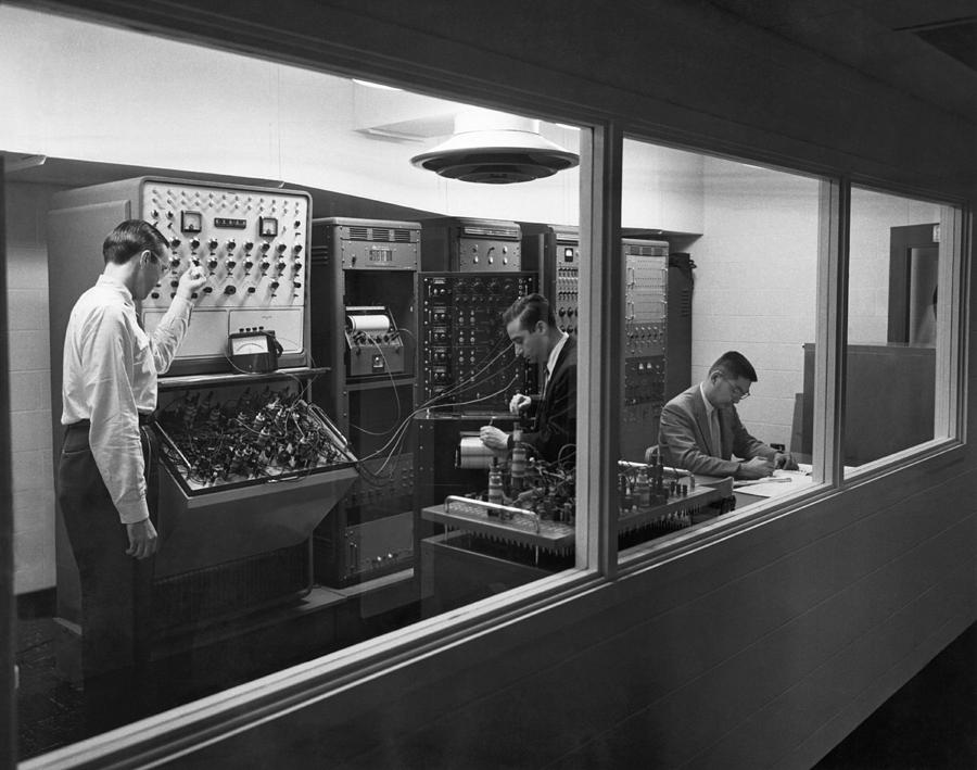 Engineers Use Analog Computers Photograph by Underwood Archives