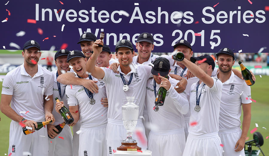 England v Australia: 5th Investec Ashes Test - Day Four Photograph by Stu Forster