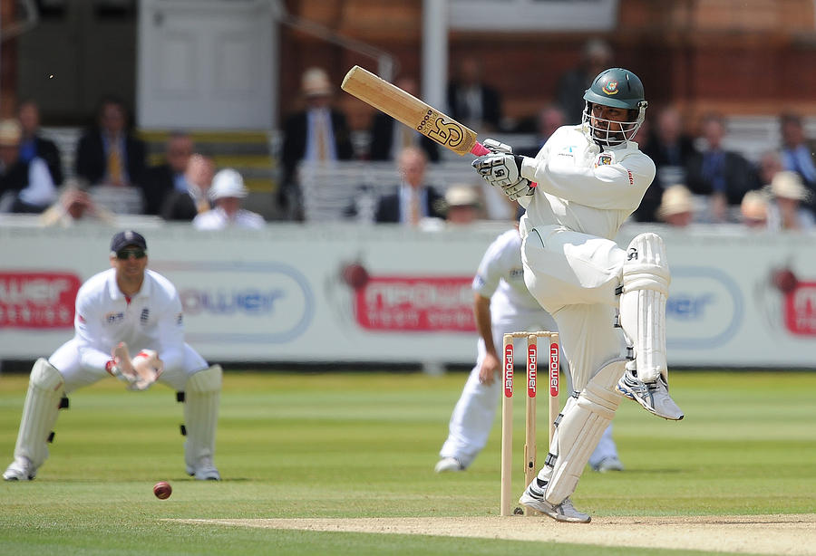 England v Bangladesh: 1st npower Test - Day Four Photograph by Christopher Lee