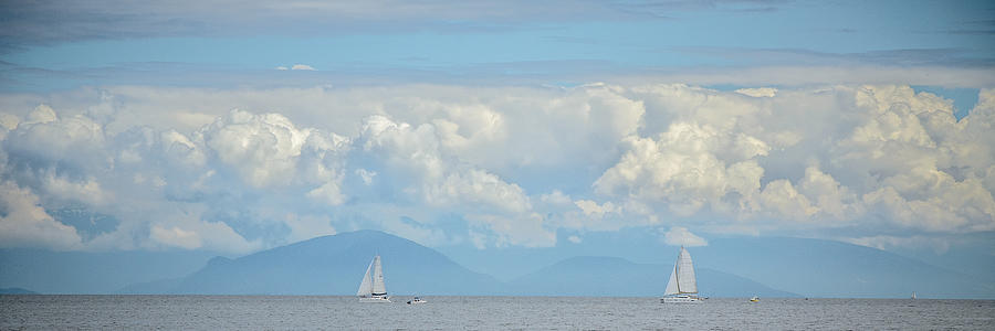 Sailing Nanaimo Photograph by Roxy Hurtubise