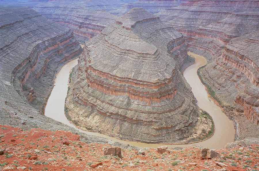 entrenched-meander-photograph-by-simon-fraser-science-photo-library