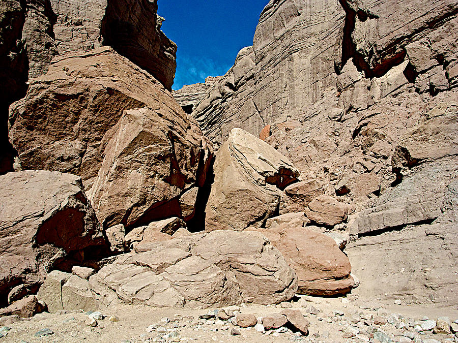 Entry into Ladder Canyon from Big Painted Canyon Trail in Mecca Hills ...