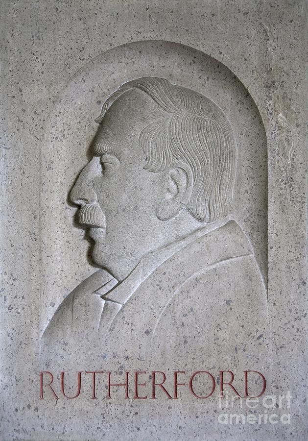 Ernest Rutherford Photograph - Ernest Rutherford, Sculpture by Adam Hart-davis