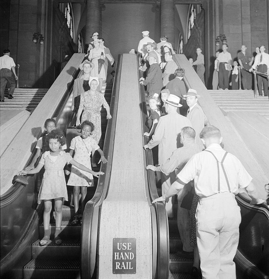 Did You Know the Escalator Was Invented to Avoid Stair Accidents ...