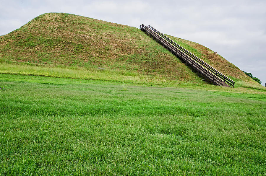 Etowah Indian Mounds, Mound Photograph by Millard H. Sharp - Pixels