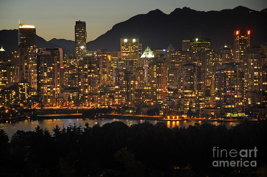 Evening falls over Vancouver Photograph by Brenda Kean
