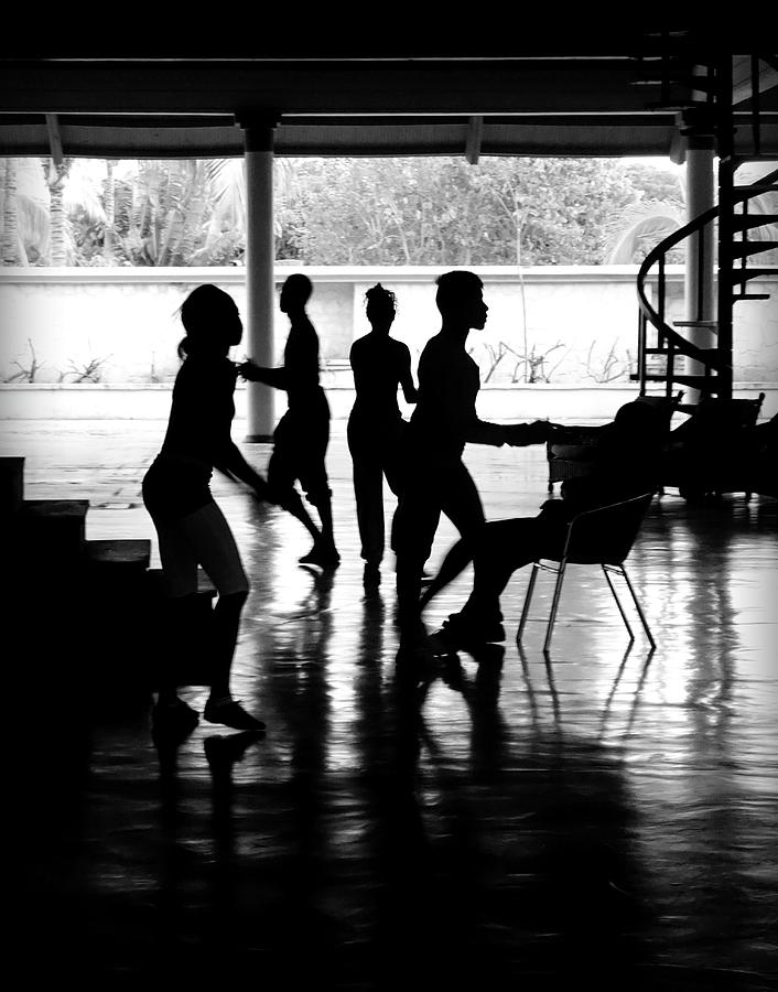 Everybody Dancing Photograph by Valentino Visentini