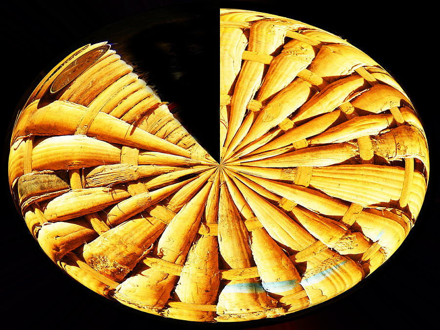 Abstract Digital Art - Everyone Deserves a Piece of the Pie by Lenore Senior