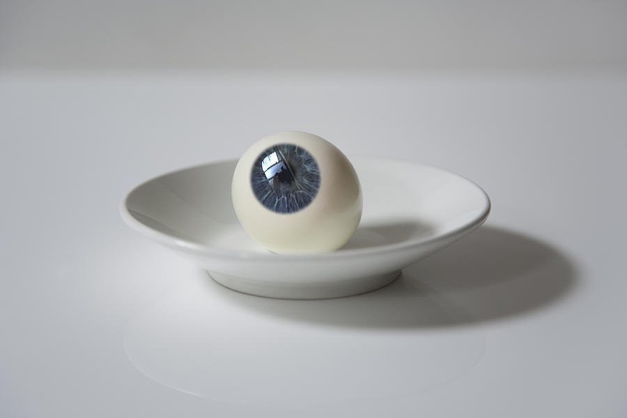 Eyeball on a plate. Photograph by Maciej Toporowicz, NYC