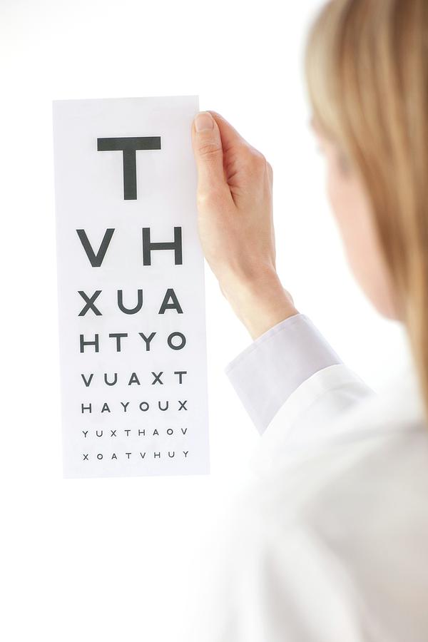 Eyesight Test Chart Photograph by Ian Hooton/science Photo Library