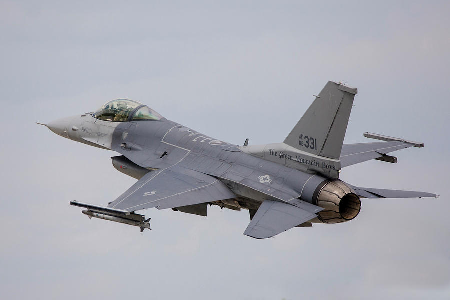 F-16c Of The Vermont Air National Guard Photograph by Timm Ziegenthaler