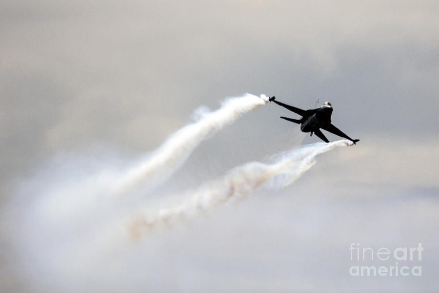 F16 Display Photograph by Airpower Art