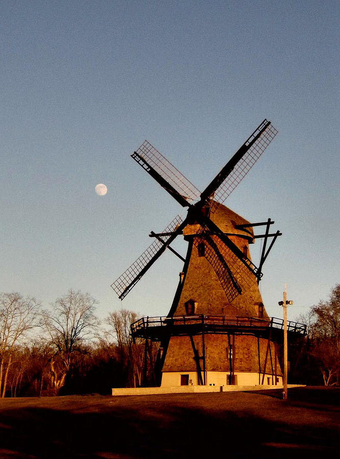 Kane County Photograph - Fabyan Windmill by Ely Arsha
