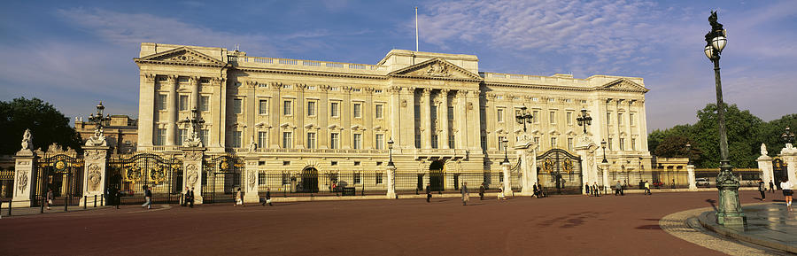 Facade Of A Palace, Buckingham Palace Photograph by Panoramic Images