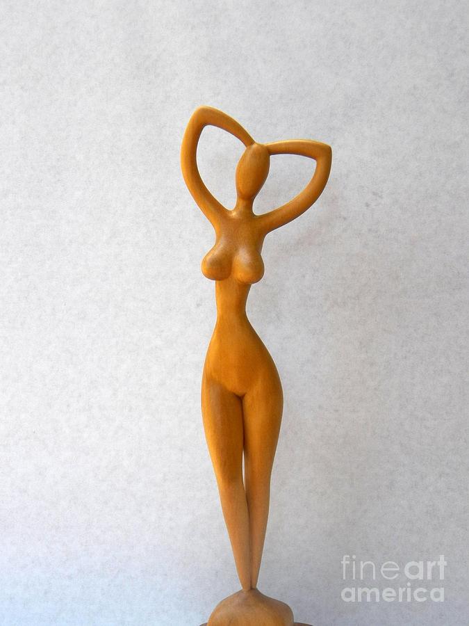 Faceless - Nude Woman Sculpture by Ronald Osborne
