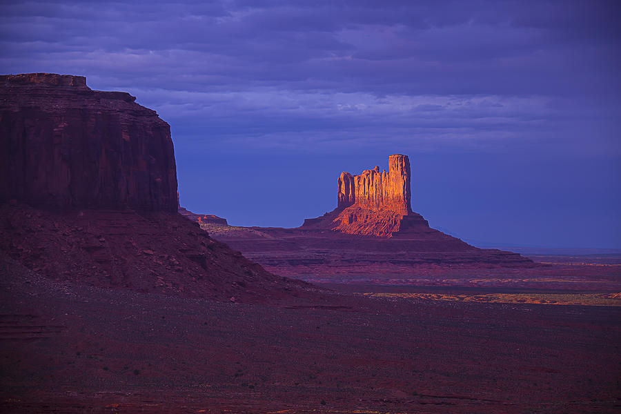 Fading Light Monument Valley Photograph by Garry Gay