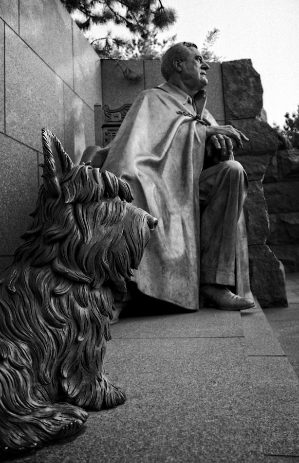Washington D.c. Photograph - Fala and FDR in Black and White by Greg and Chrystal Mimbs