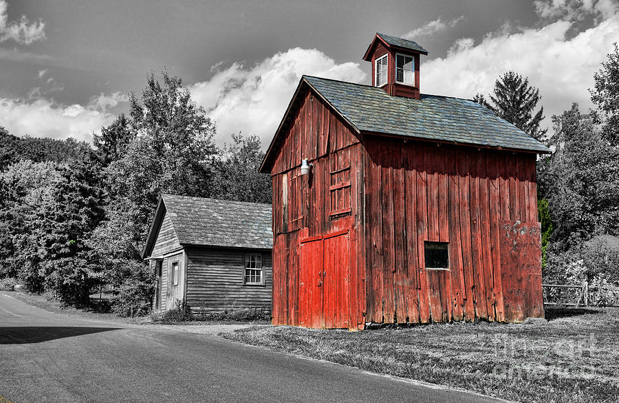 Farm - Barn - Weathered Red Barn Photograph by Paul Ward